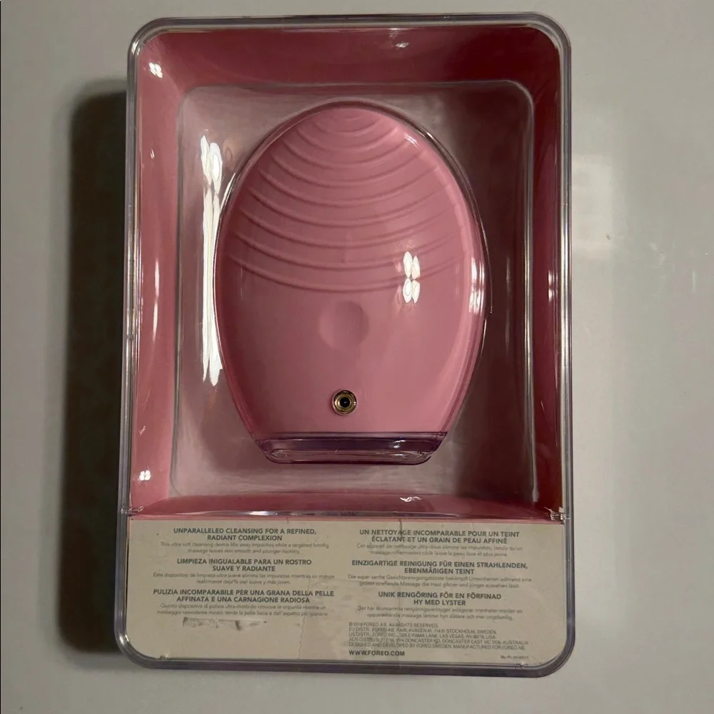 FOREO silicone cleansing